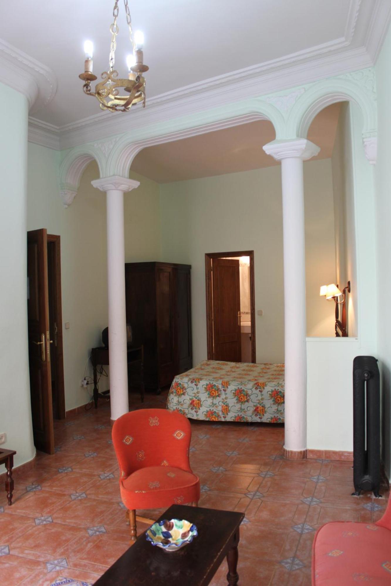 Hotel Rey Nino Ávila エクステリア 写真