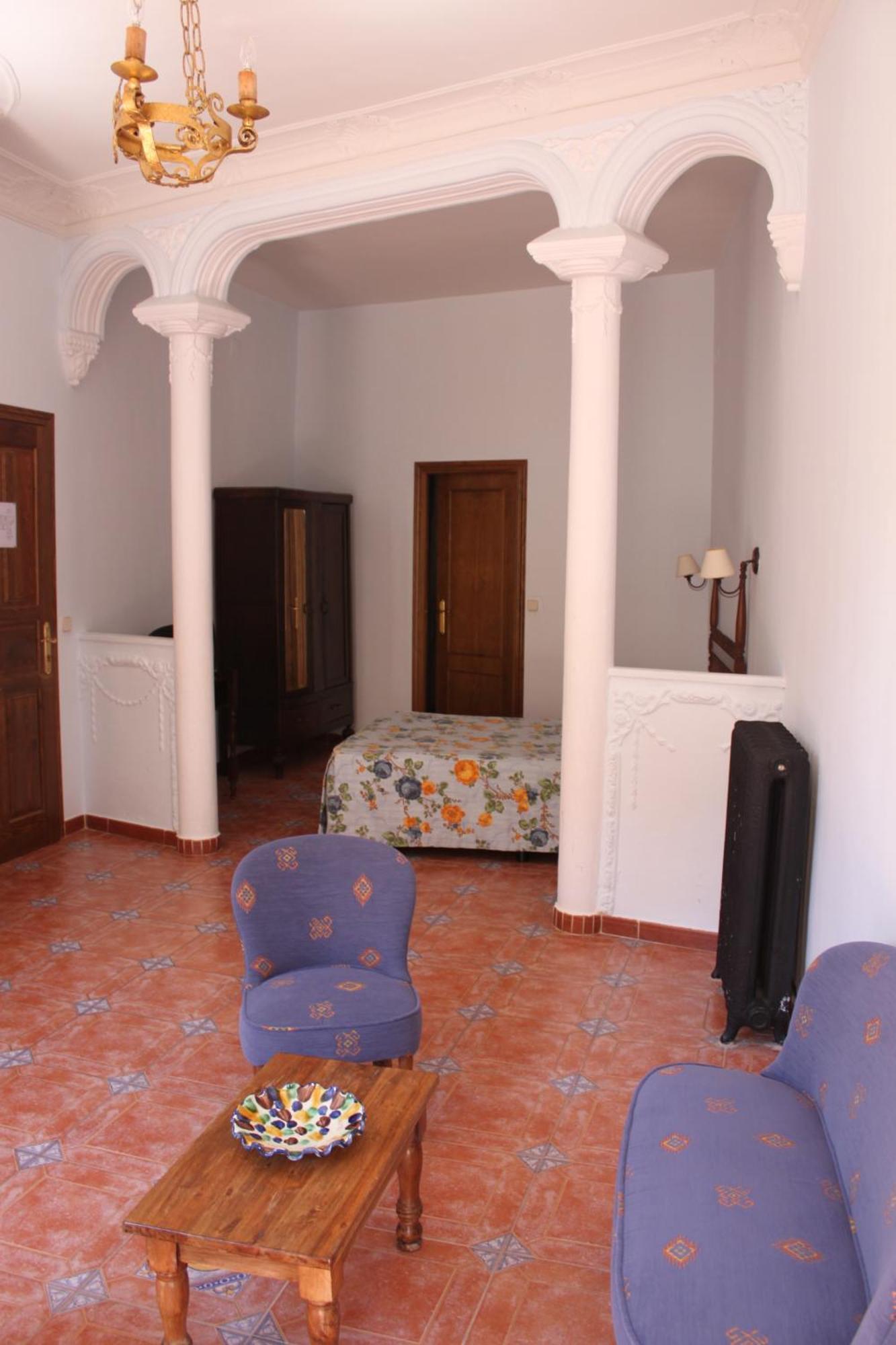 Hotel Rey Nino Ávila エクステリア 写真