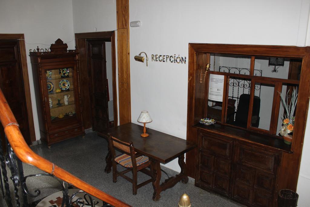 Hotel Rey Nino Ávila エクステリア 写真
